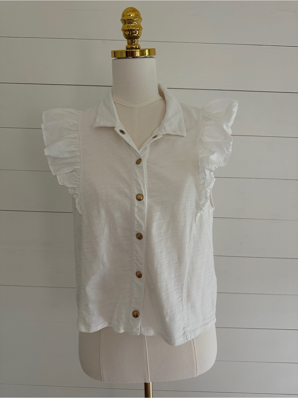 Nation Ltd White Ruffle Sleeve Button-Front Women's Top